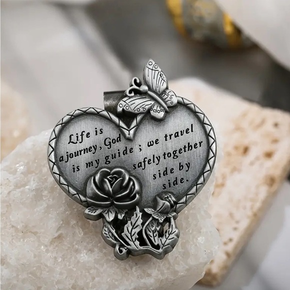 God is my guide Visor Clip - Picture 2 of 3